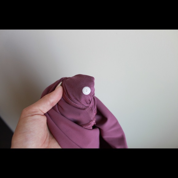 Lululemon Vintage Plum Colored Leggings - Picture 4 of 4